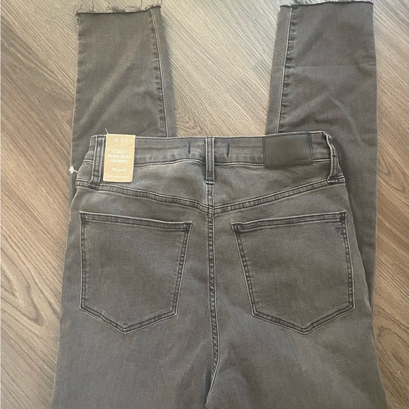Madewell Gray Distressed Skinny Jeans New Size 28 - Picture 2 of 2